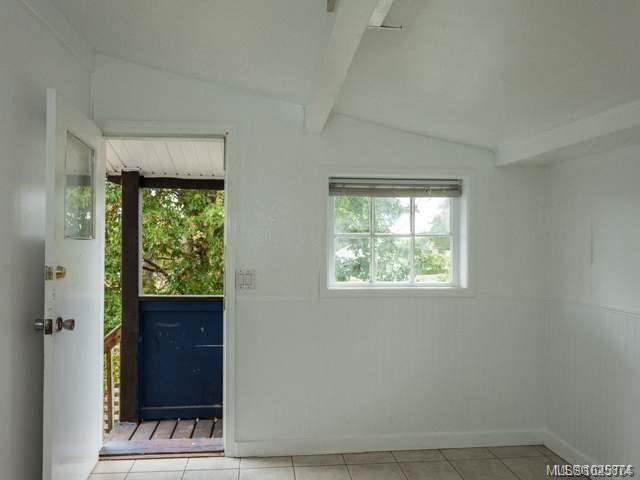 Fifth View of 556 Kennedy St, Nanaimo, BC, V9R 2J7