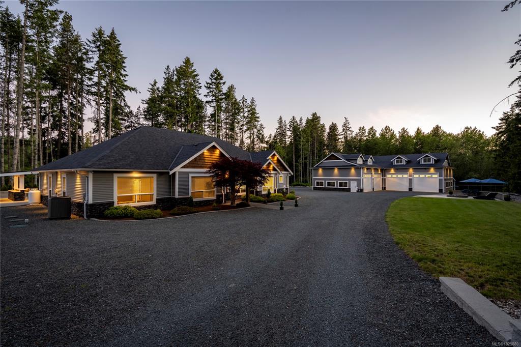 1407 Leffler Rd, 1025880, BC,