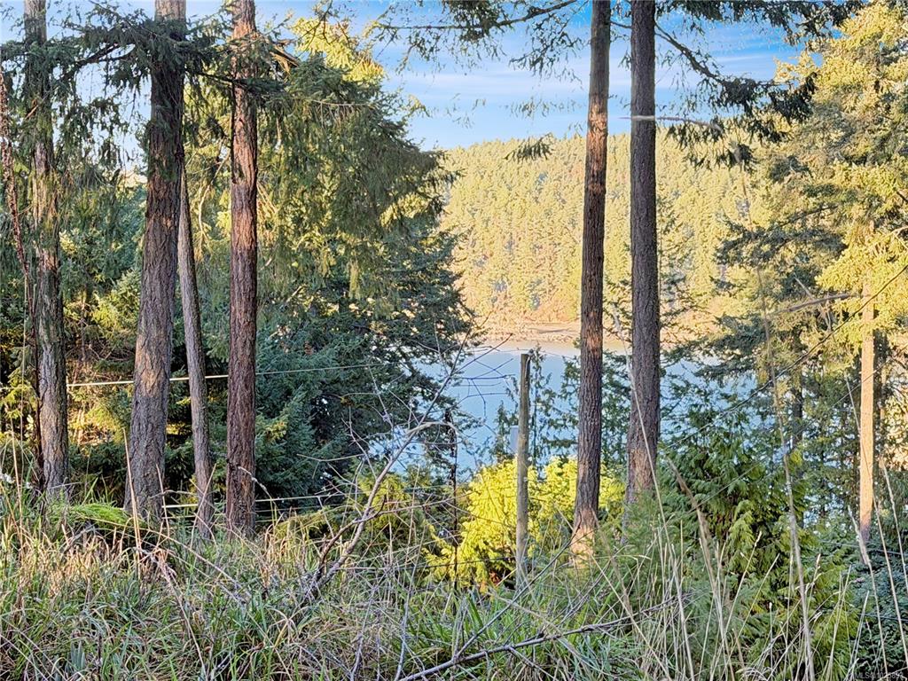 Fourth View of 1609 Schooner Way, Pender Island, BC, V0N 2M2