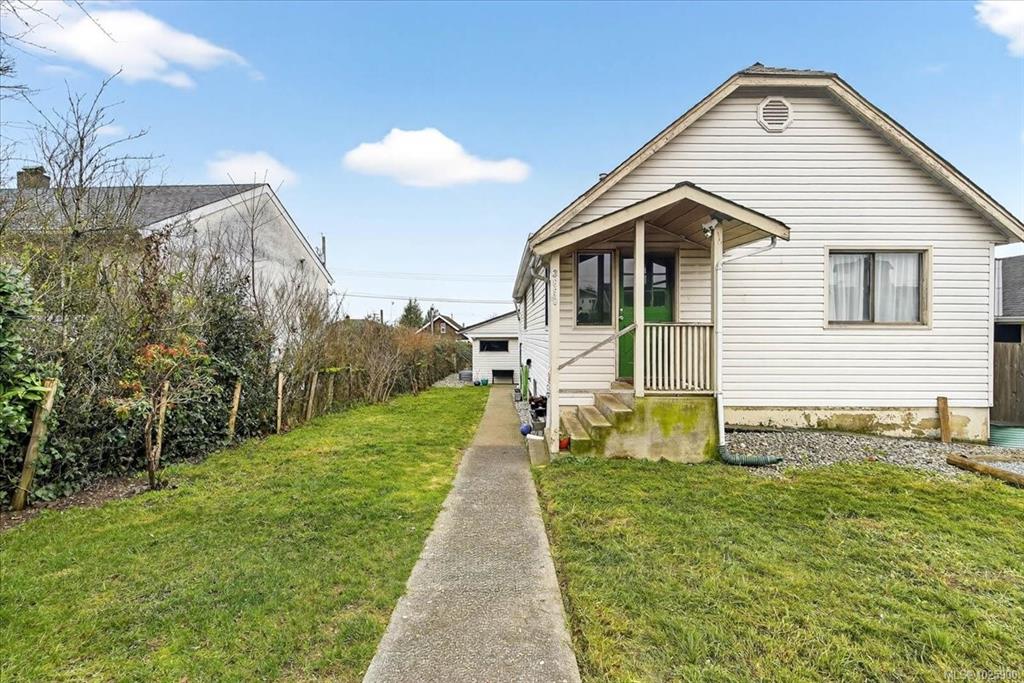 3650 10th Ave, 1025900, BC,