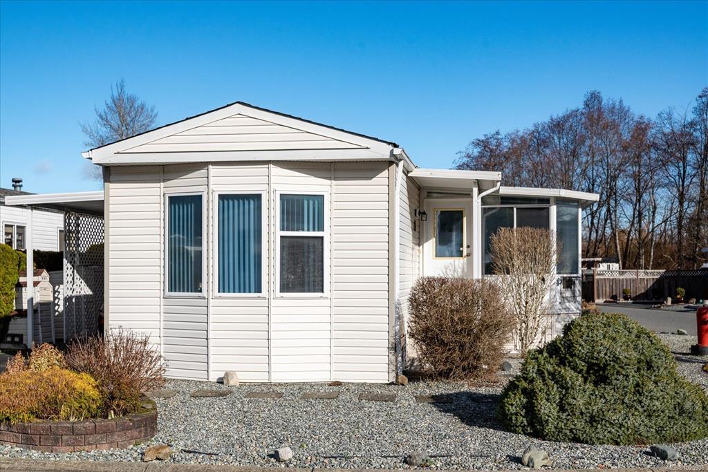 Third View of 1839 Valley Oak Dr, Nanaimo, BC, V9R 6N1