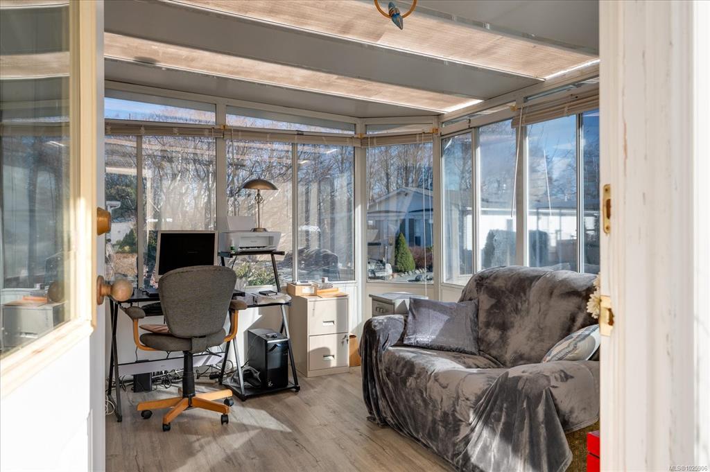 Fifth View of 1839 Valley Oak Dr, Nanaimo, BC, V9R 6N1