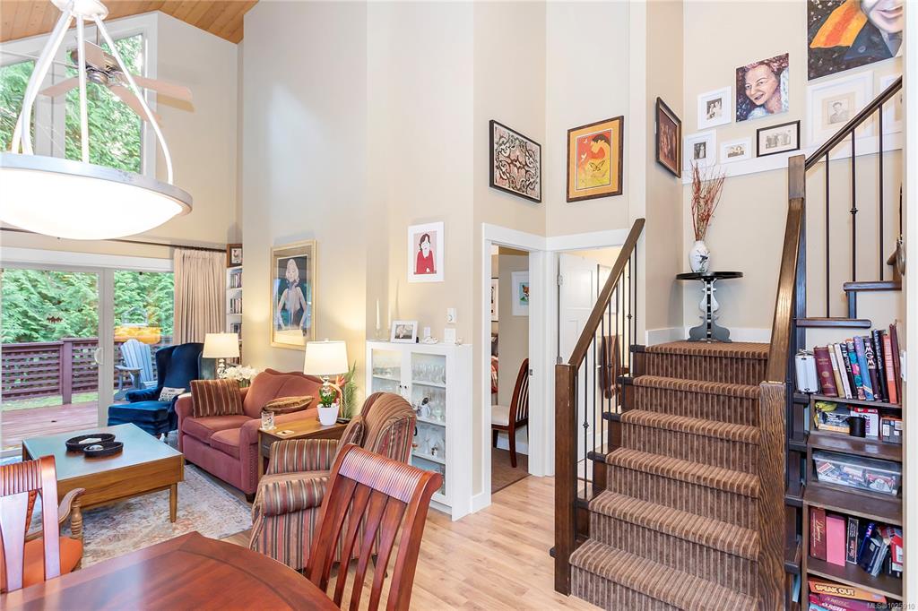 Fifth View of 1130 Resort Dr, Parksville, BC, V9P 2E3