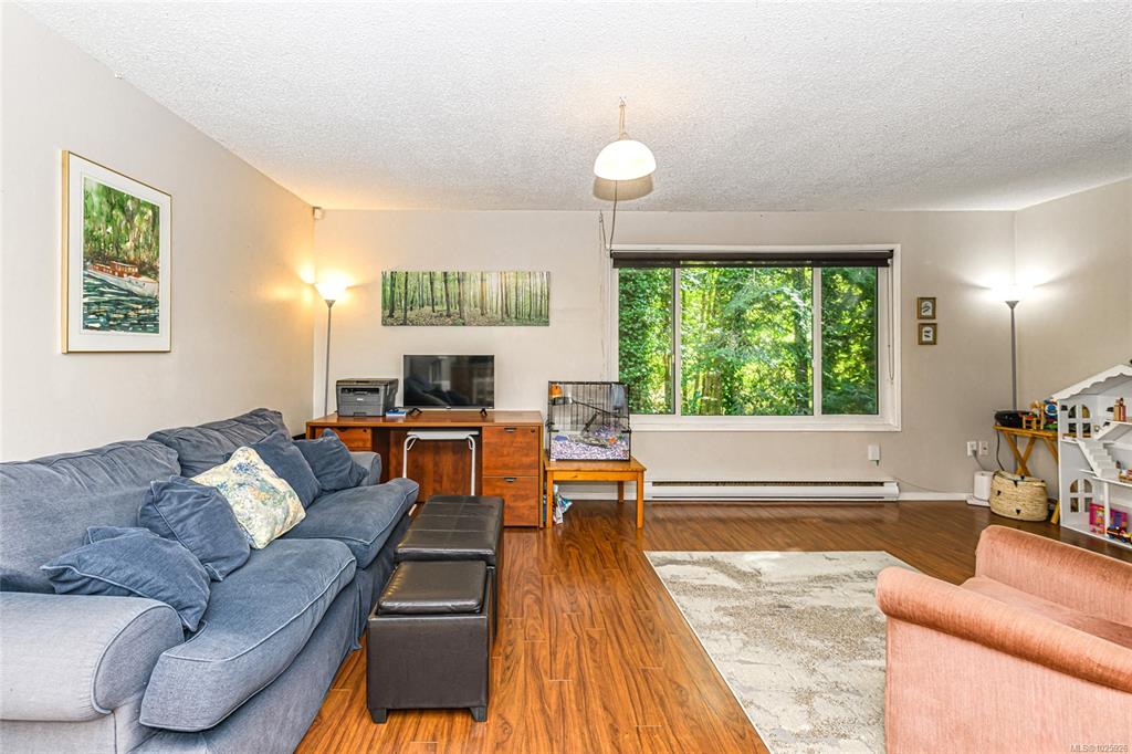 Fifth View of 3025 Cowichan Lake Rd, Westwood Estates, Duncan, BC, V9L 4B5