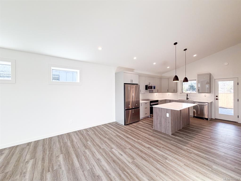 Fourth View of 3025 Royston Rd, Cumberland, BC, V0R 1S0