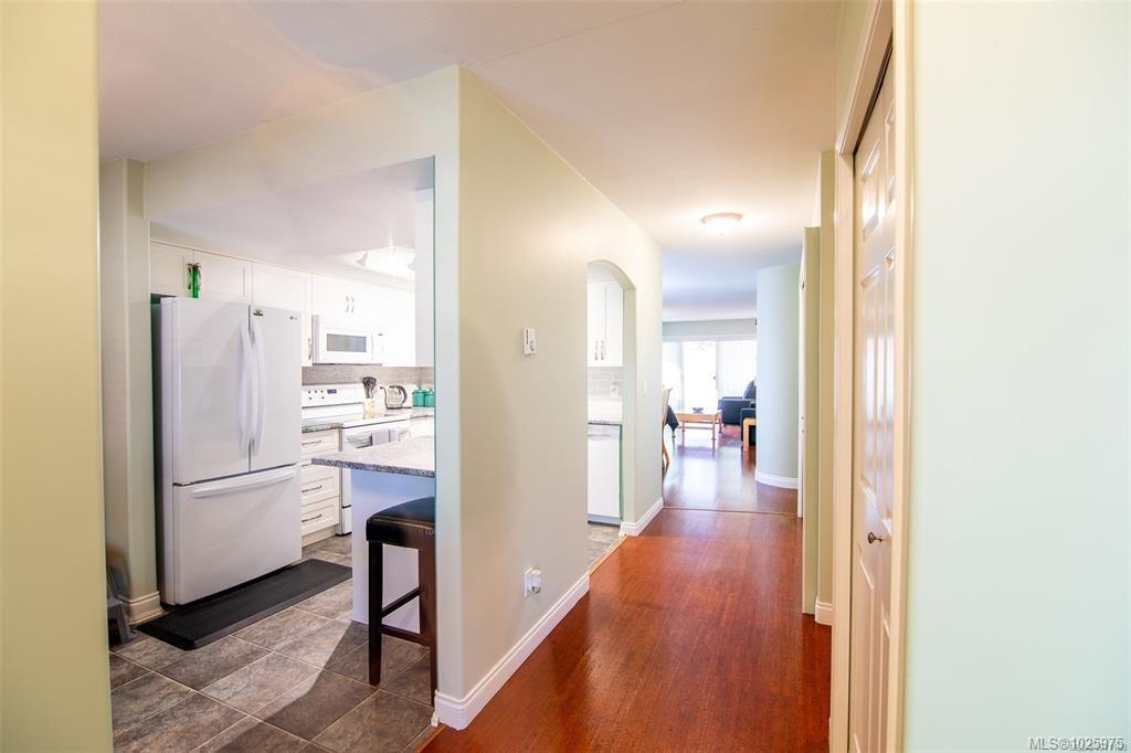 Fifth View of 310 Pym St, Chelsea Court, Parksville, BC, V9P 2P4