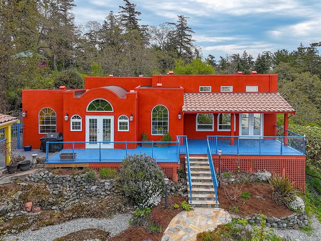 Fifth View of 3711 Grange Rd, Saanich, BC, V8Z 4S9