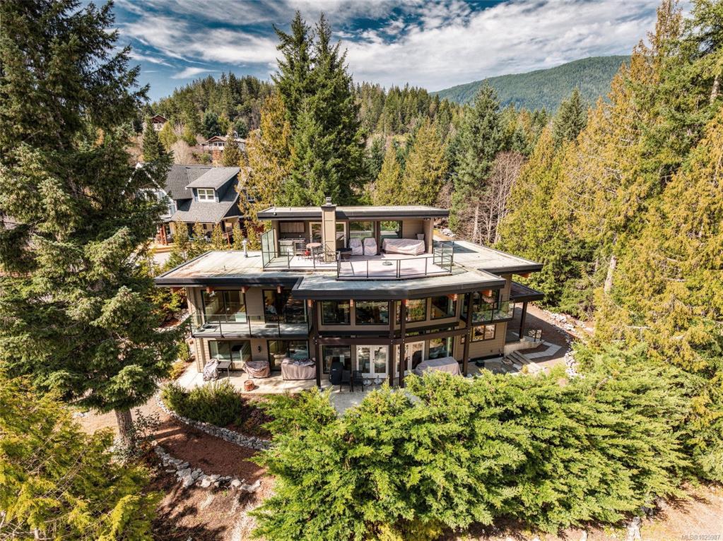 9226 Nighthawk Rd, 1025987, BC,