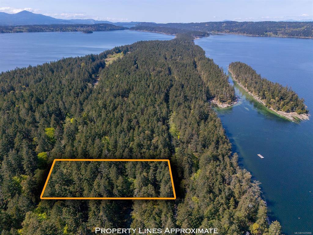 Fourth View of 505 Cardale Rd, Decourcy Island, BC, A1A 1A1