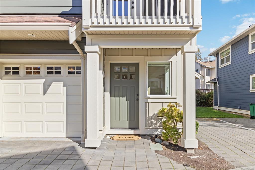 Fourth View of 4583 Wilkinson Rd, Wilkinson Ridge, Saanich, BC, V8Z 5C3