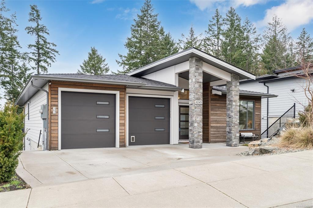Second View of 6245 Highwood Dr, Duncan, BC, V9L 0H5