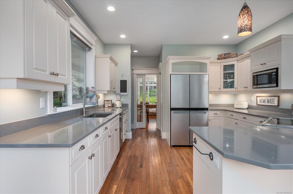 Third View of 409 Fourneau Way, Parksville, BC, V9P 2J8