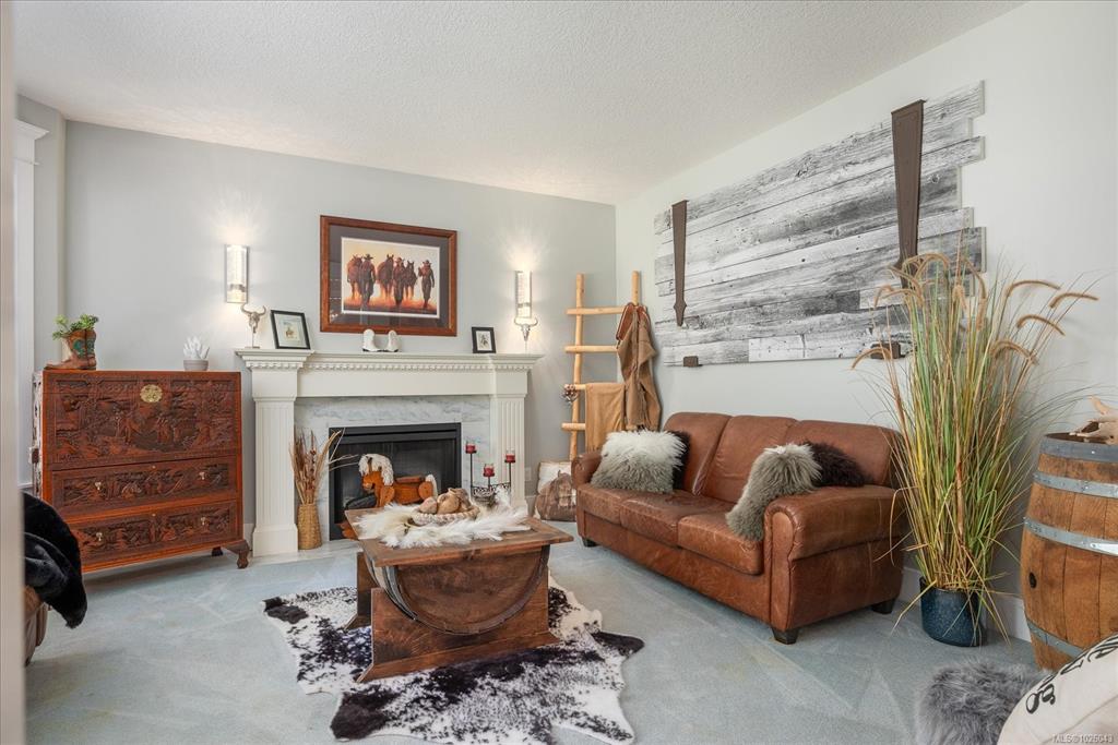 Fourth View of 409 Fourneau Way, Parksville, BC, V9P 2J8