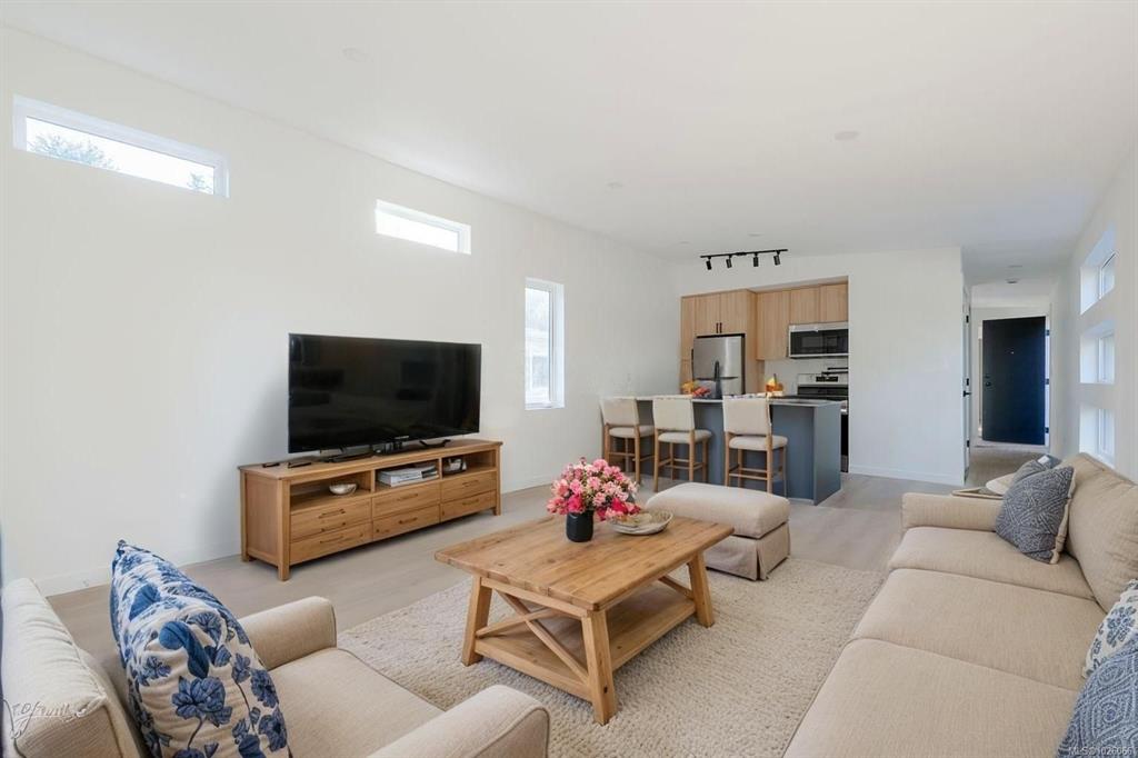 Fourth View of 5150 Christie Rd, CLOVER ACRES MOBILE HOME PARK, Ladysmith, BC, V9G 1J2