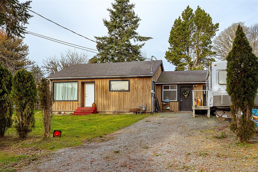 Second View of 6716 Ayre Rd, Sooke, BC, V9Z 0H1
