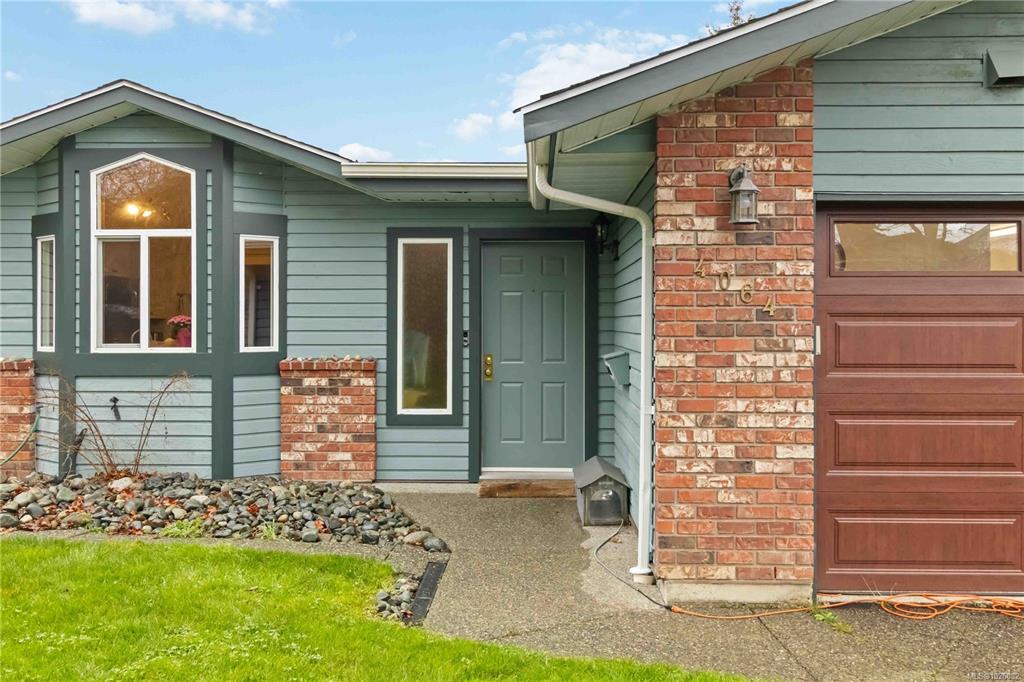 Fourth View of 4064 Malton Ave, Saanich, BC, V8X 4X1