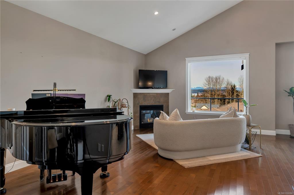 Fourth View of 667 Nelson Rd, Campbell River, BC, V9H 1T7