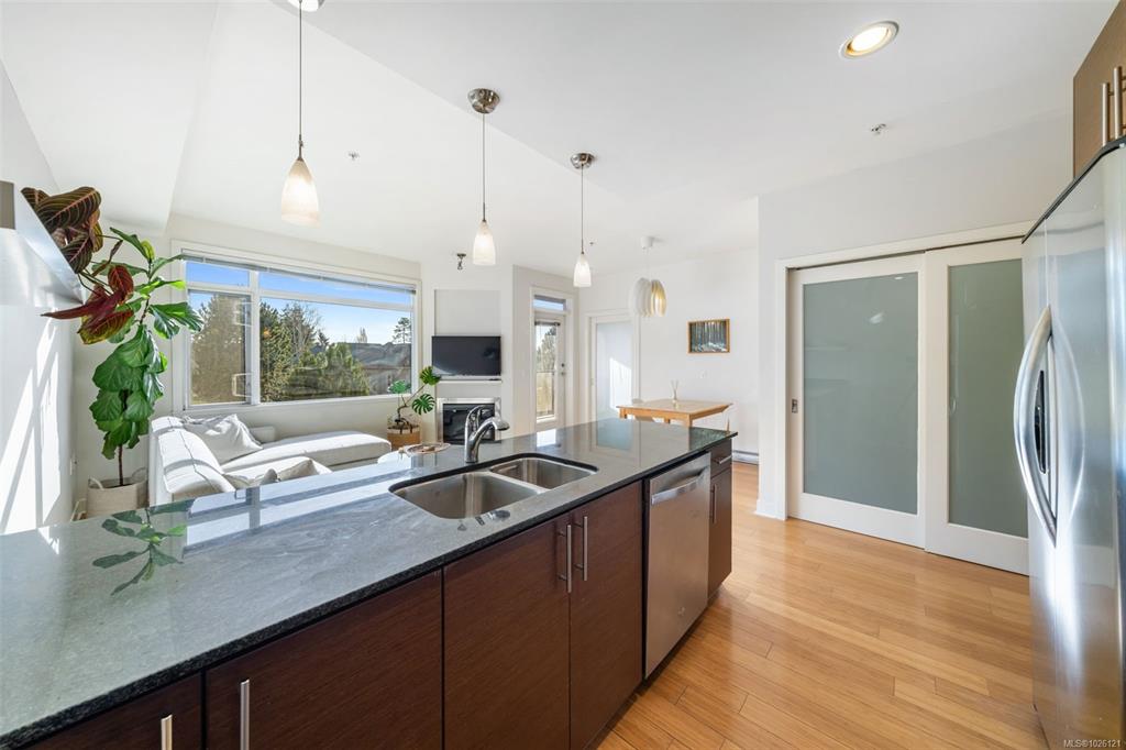 3614 Richmond Rd, 1026121, BC,