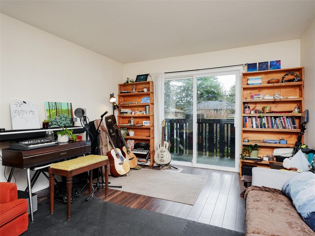 Third View of 1215 Bay St, Cedar Bay, Victoria, BC, V8T 1S7