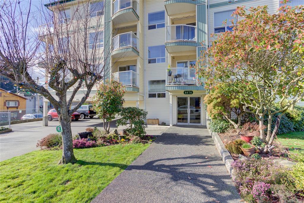 9876 Esplanade St, 1026129, BC,