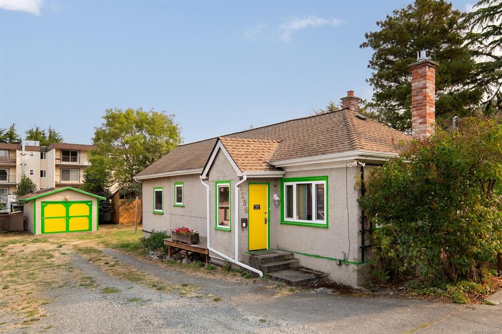 1256 Walnut St, 1026136, BC,