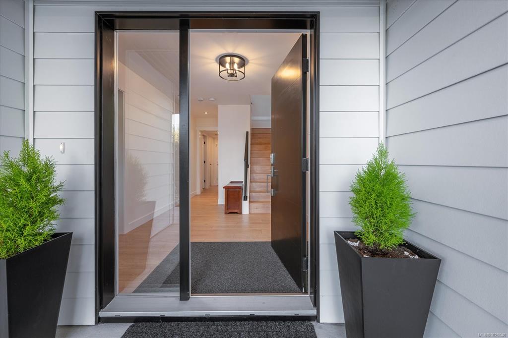 Fourth View of 7315 Aulds Rd, Lantzville, BC, V0R 2H0