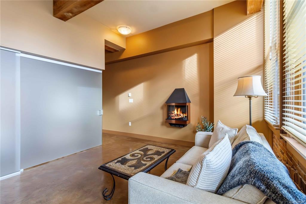 Fifth View of 599 Pandora Ave, The Vogue, Victoria, BC, V8W 1N5