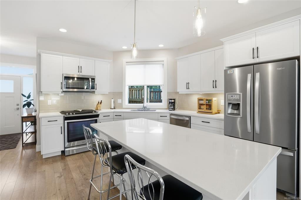 Fifth View of 751 James Pl, JAMES PLACE, Ladysmith, BC, V9G 1W2