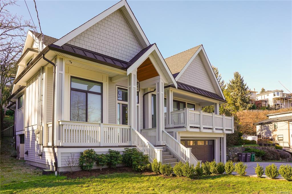 Fifth View of 3880 Wilkinson Rd, Saanich, BC, V8Z 5A2