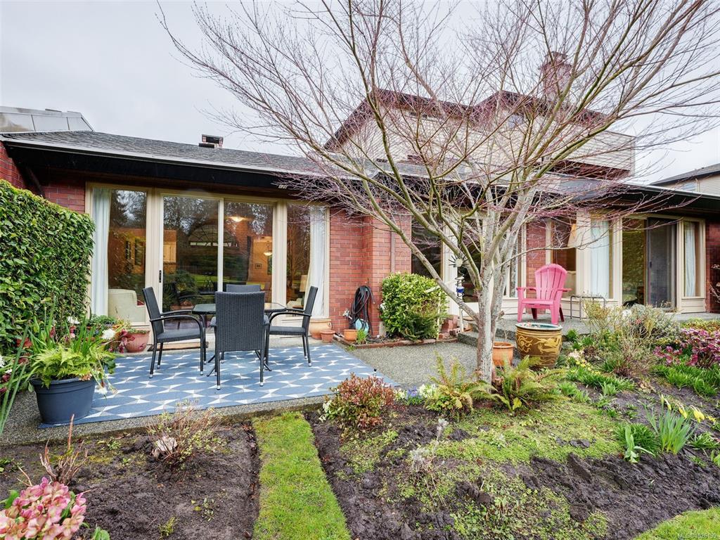 Second View of 2345 Cedar Hill Cross Rd, Upland Estates, Oak Bay, BC, V8P 5M8