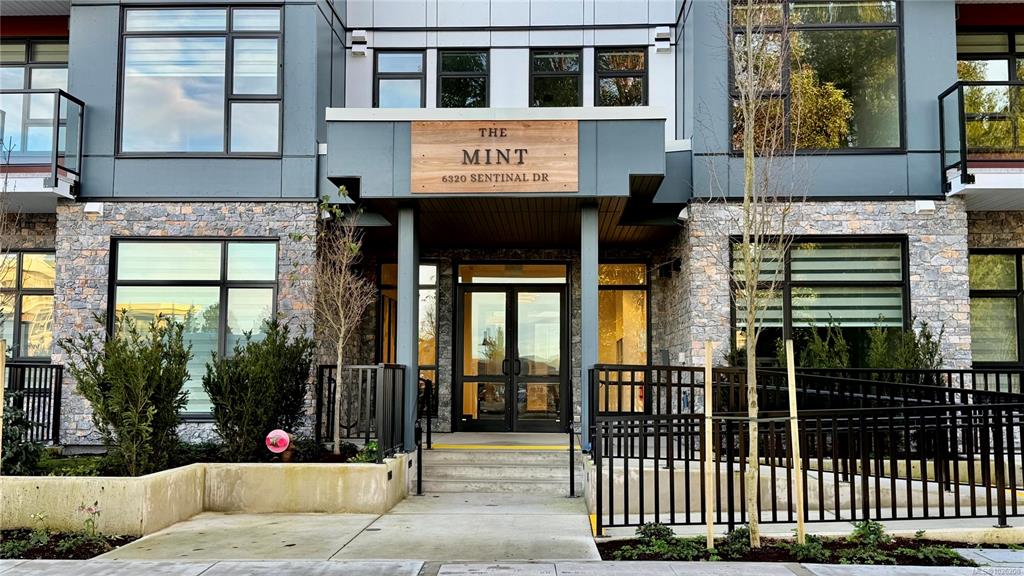 Fifth View of 6320 Sentinal Dr, Nanaimo, BC, V9V 1W4