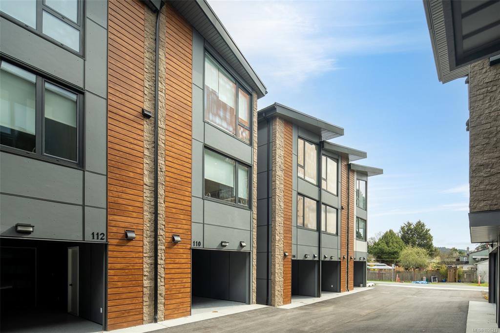 Fourth View of 916 Orono Ave, Langford, BC, V9B 2T9