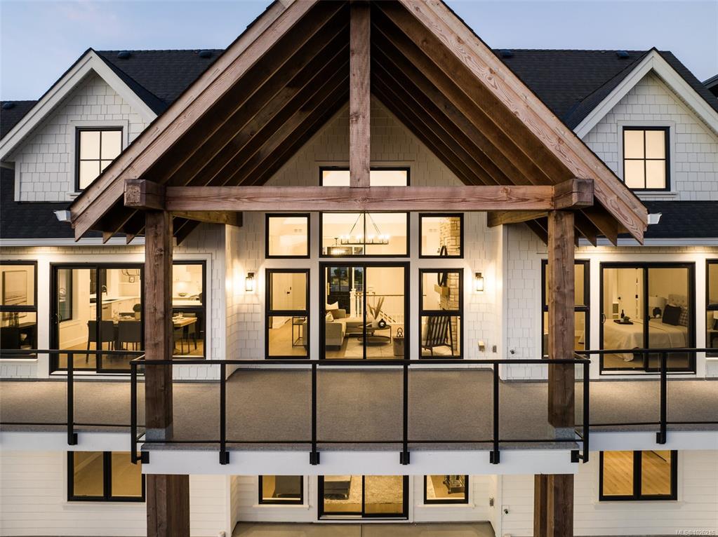 Fifth View of 2009 Pinehurst Terr, Langford, BC, V9B 3S3