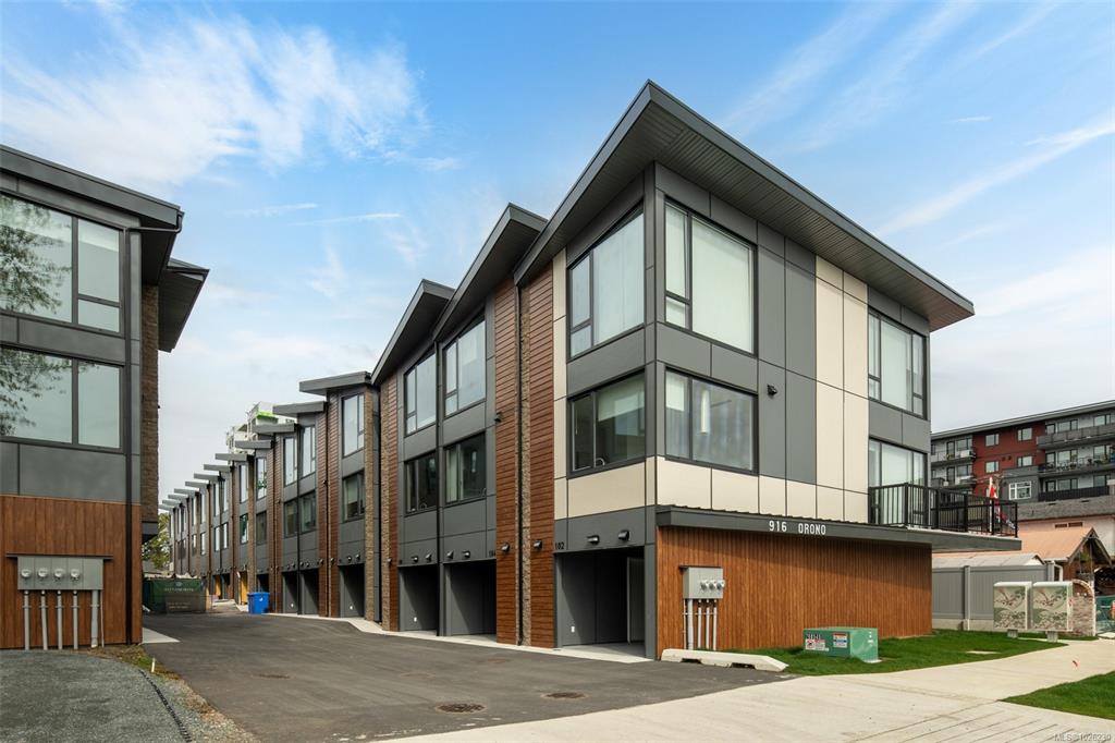 Third View of 916 Orono Ave, Langford, BC, V9B 2T9