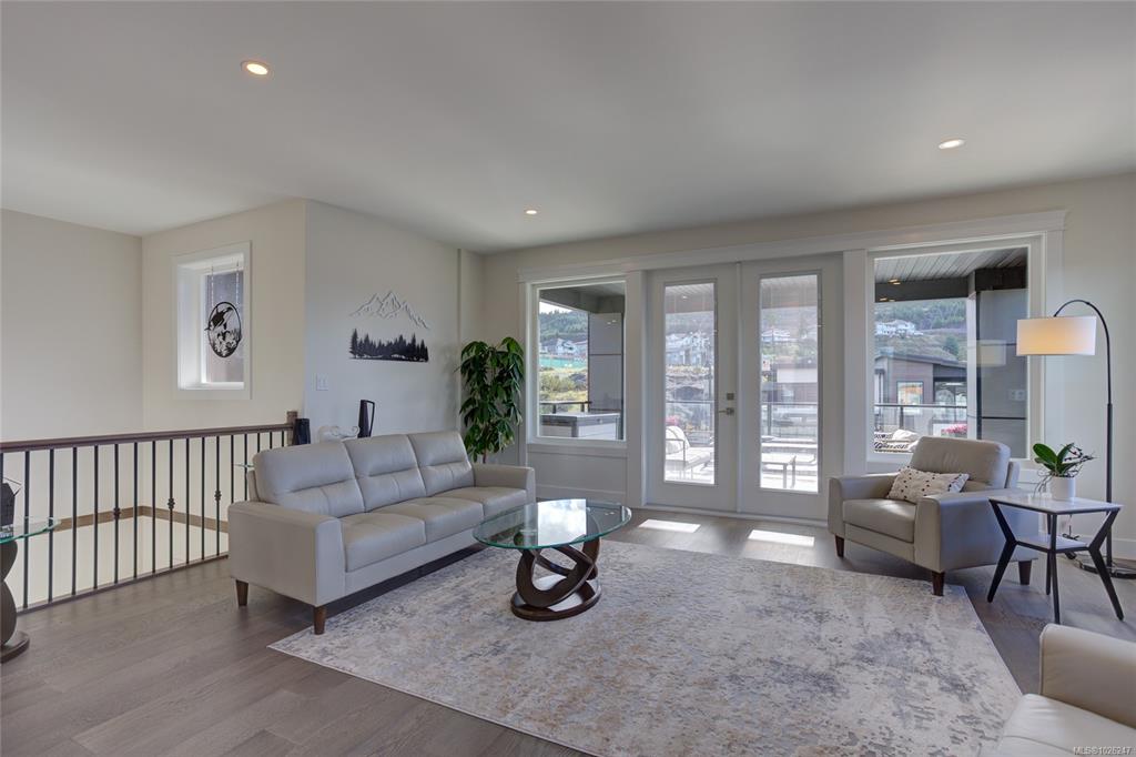 Fifth View of 1218 Viewtop Rd, Duncan, BC, V9L 0H7