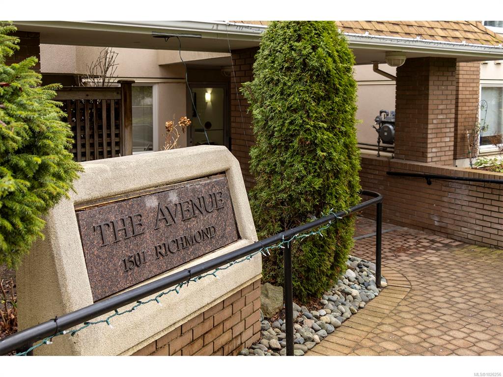 Fourth View of 1501 Richmond Rd, The Avenue, Victoria, BC, V8R 4R2