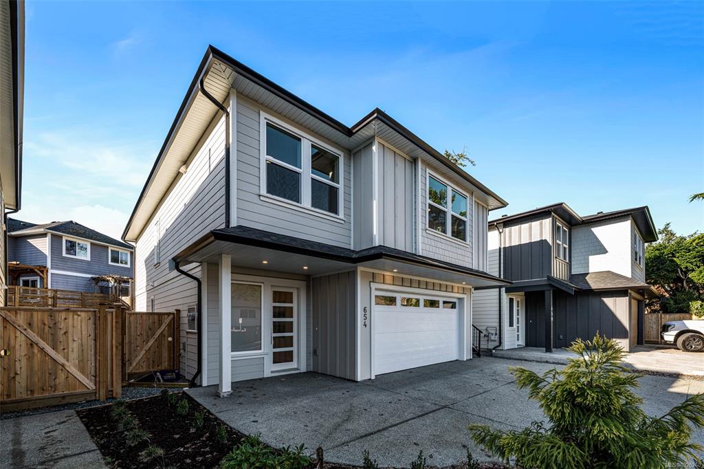 Second View of 654 Wisteria Ridge, Langford, BC, V9B 3N4