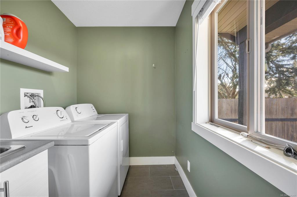 Fifth View of 3930 Wellesley Ave, Nanaimo, BC, V9T 2B1