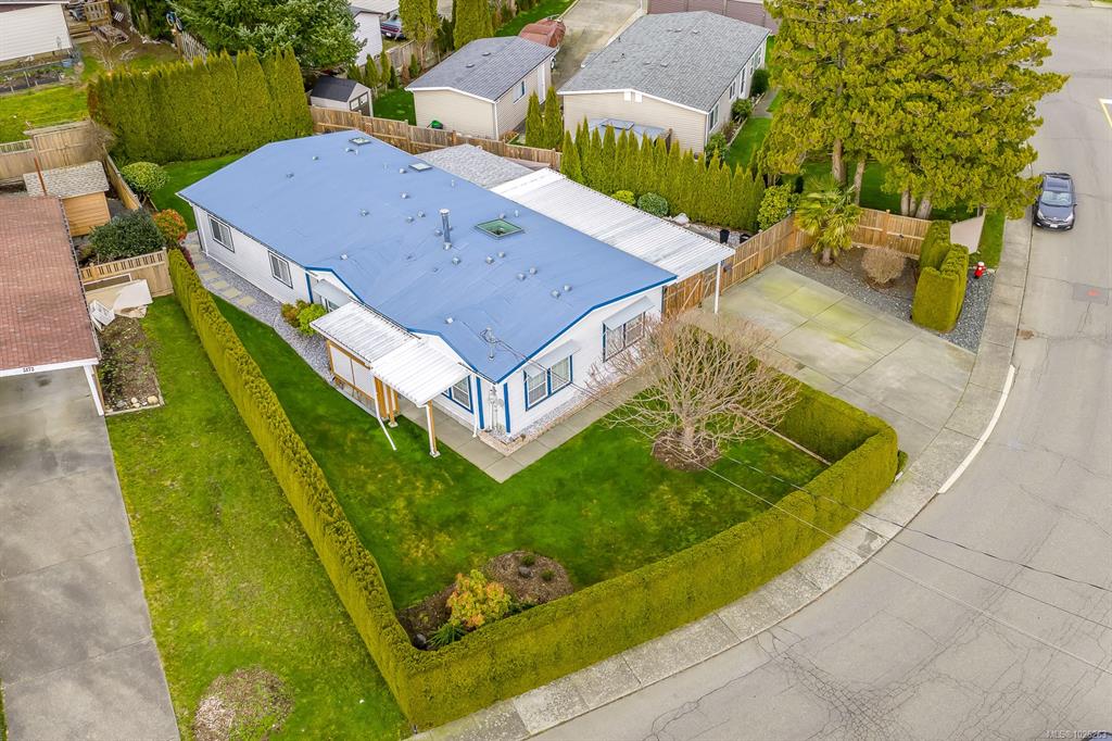 Second View of 2184 6th St E, Courtenay, BC, V9N 7L8