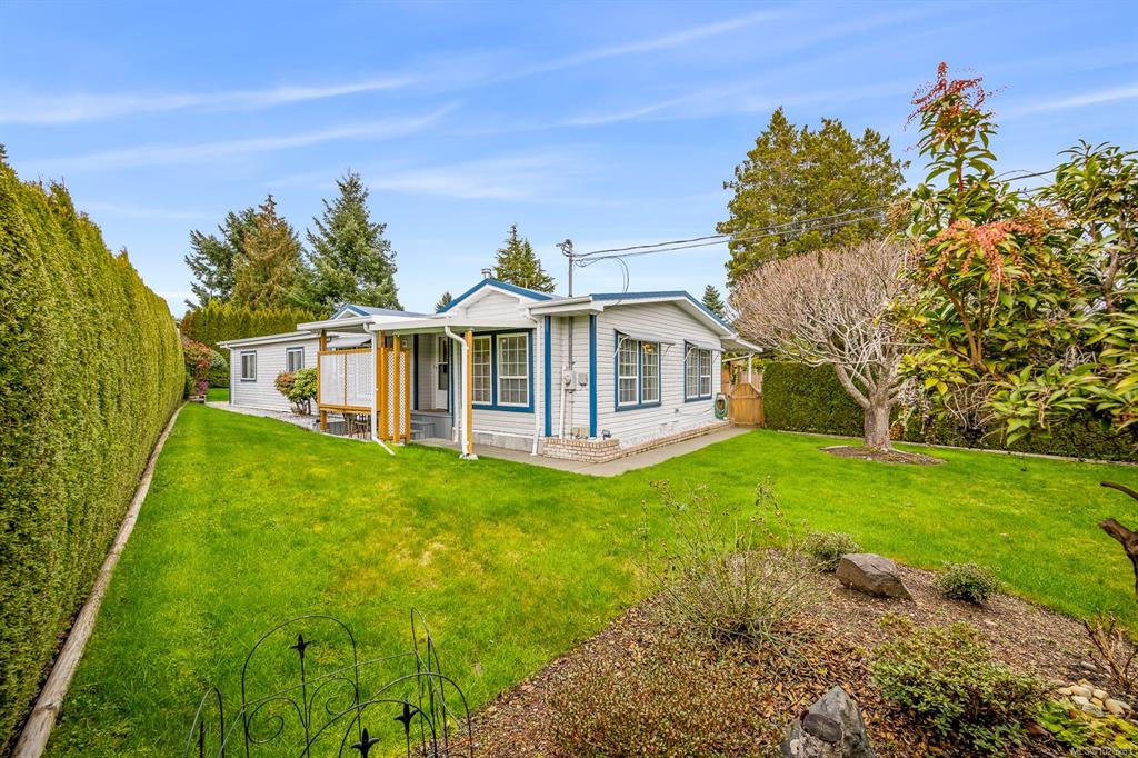 Fifth View of 2184 6th St E, Courtenay, BC, V9N 7L8