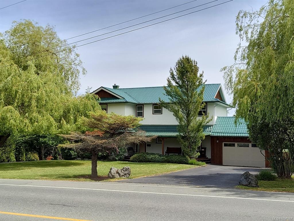 Third View of 9159 East Saanich Rd, North Saanich, BC, V8L 0H6