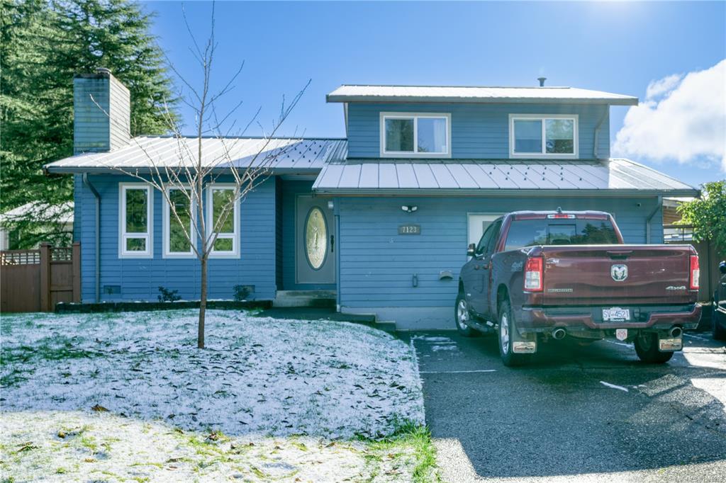 7123 Highland Dr, 1026283, BC,