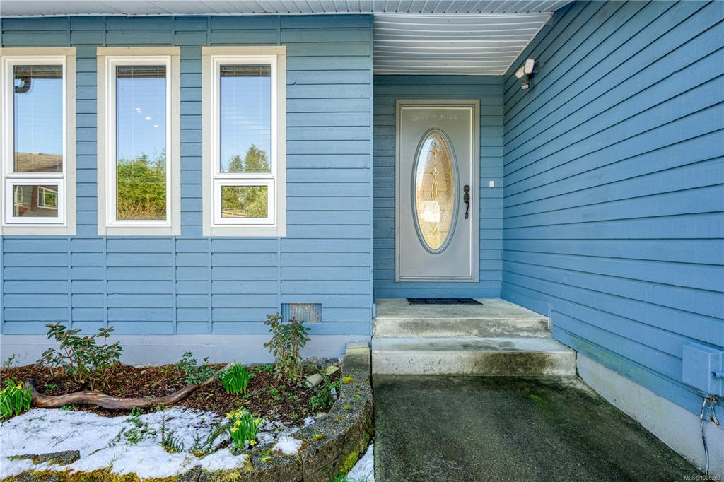 Fifth View of 7123 Highland Dr, Port Hardy, BC, V0N 2P0