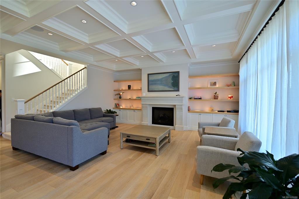 Fourth View of 2777 Dewdney Ave, Oak Bay, BC, V8R 3M3