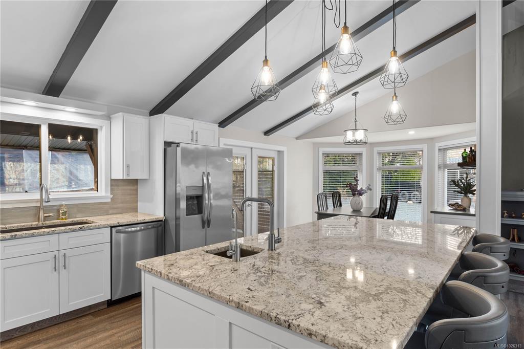 Fourth View of 674 Hawthorne Rise, Parksville, BC, V9P 2A1