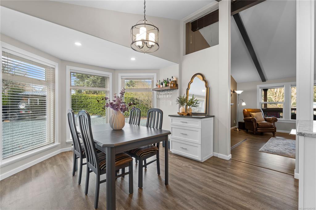 Fifth View of 674 Hawthorne Rise, Parksville, BC, V9P 2A1