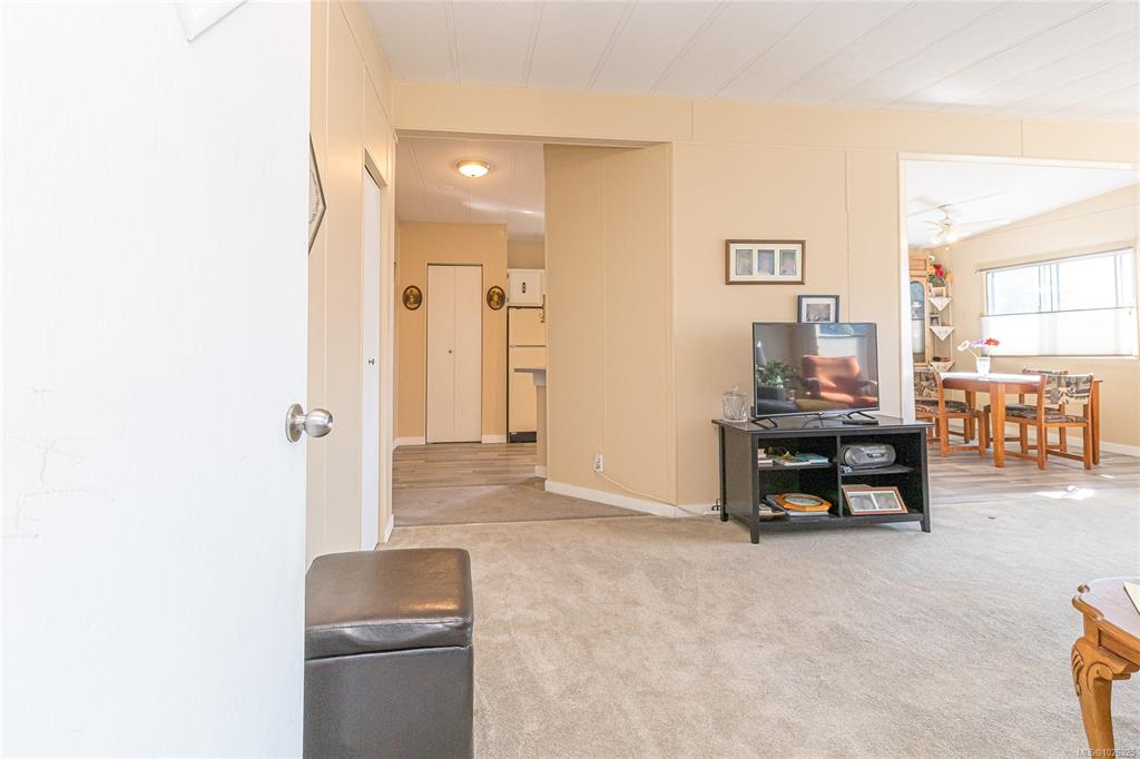 Fourth View of 2847 Sooke Lake Rd, Langford, BC, V9B 4P8