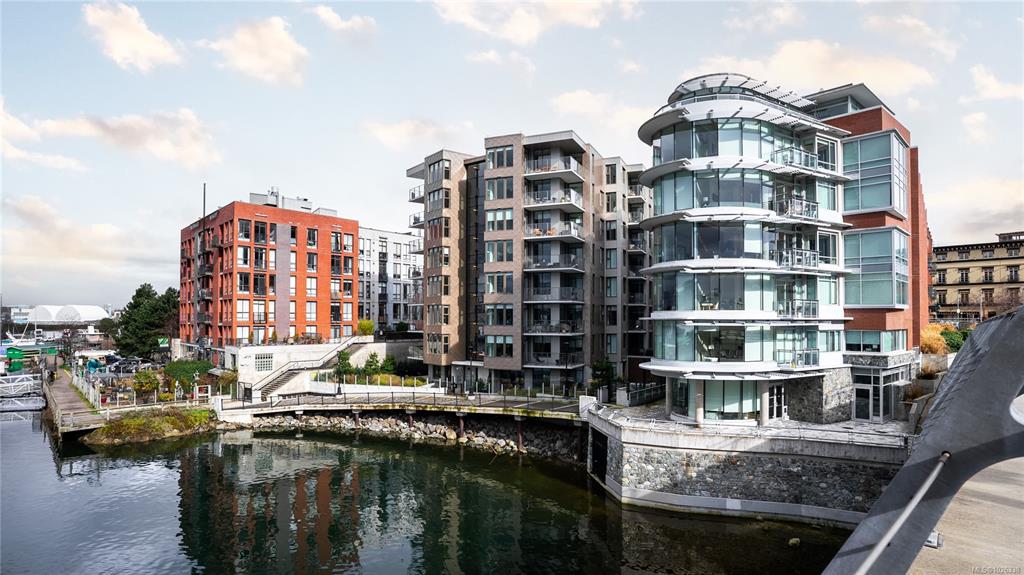 1628 Store St, 1026338, BC,