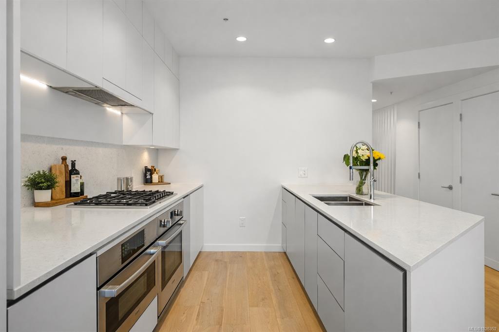 Fifth View of 430 Parry St, Rotunda, Victoria, BC, V8V 2H7