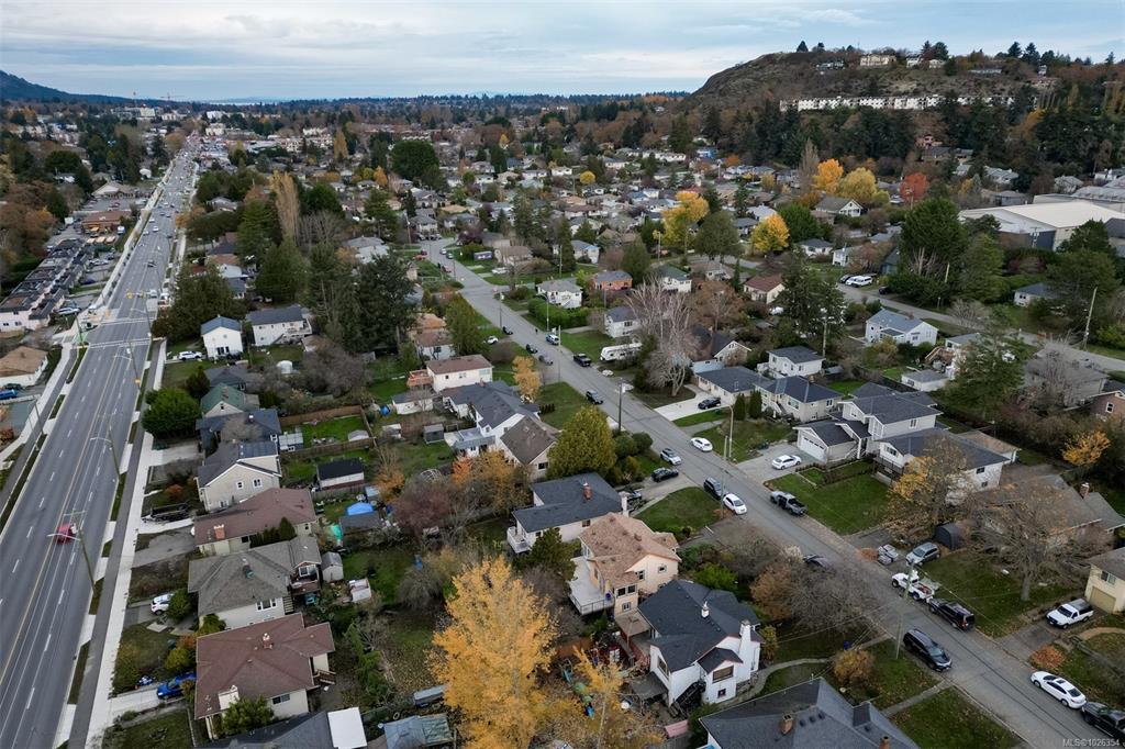 Fourth View of 3312 Kingsley St, Saanich, BC, V8P 4J9